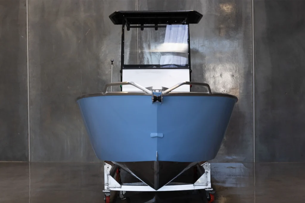 Flyfin 1900CC | 5.9M