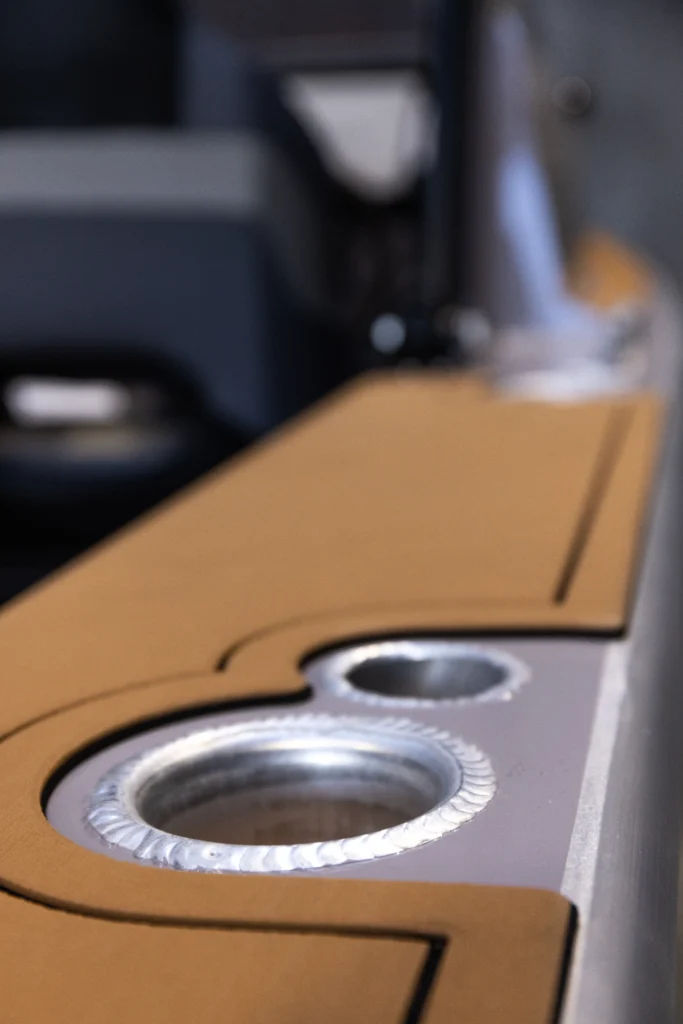 FlyfinBoatsCupholder