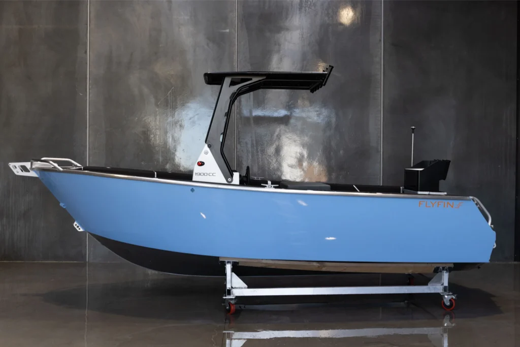 Flyfin fishing boat 1900CC