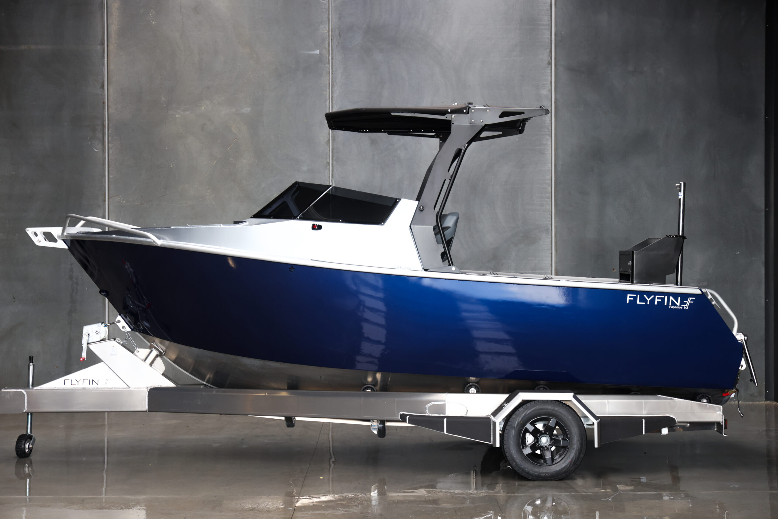 Flyfin fishing boats Offshore performance